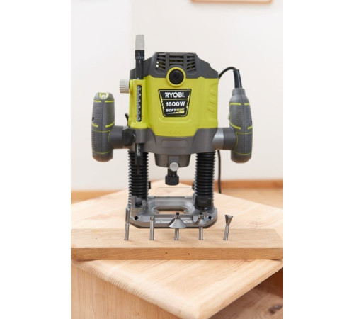 Вертикальный фрезер Ryobi RRT1600-K 5133004796