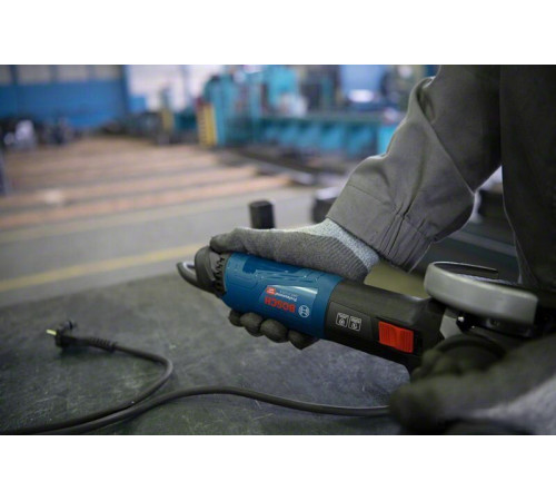 Угловая шлифмашина Bosch GWS 17-125 S Professional 06017D0300