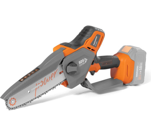 Аккумуляторная пила Daewoo Power DACS 821Li без АКБ