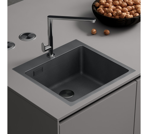 Кухонная мойка Roxen Snake 560220-50-BS 50*48 PVD графит/текстурная поверхность с коландером и дозатором
