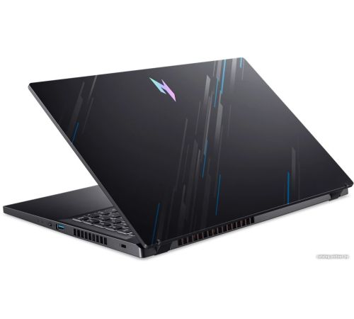 Игровой ноутбук Acer Nitro V 15 ANV15-51-735K NH.QNBER.002