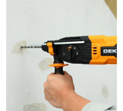 Перфоратор Deko DKH900 083-1044 кейс