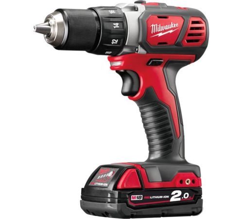 Дрель-шуруповерт Milwaukee M18 BDD-202C 4933443555 с 2-мя АКБ, кейс
