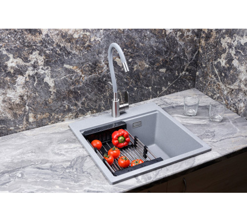 Кухонная мойка Marblan Comfort 50 серебристый, с сифоном и колландером