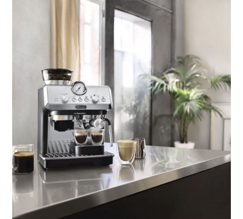 Рожковая кофеварка DeLonghi La Specialista Arte Manual EC9155.MB
