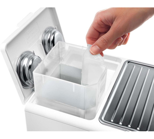 Рожковая кофеварка DeLonghi Active Line ECP 33.21.W