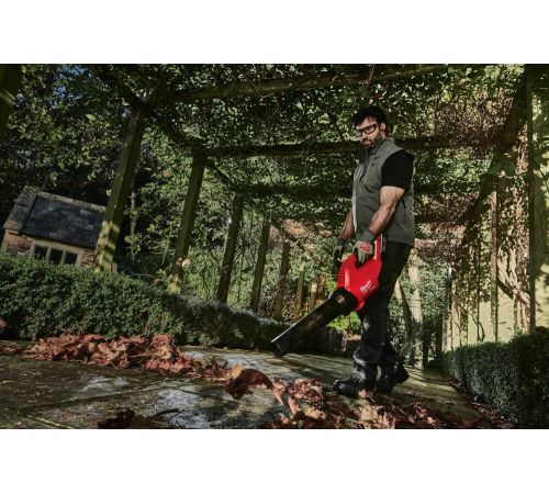 Ручная воздуходувка Milwaukee M18 FUEL M18FBLG3-0 4933493301 без АКБ