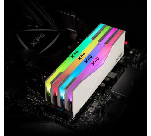 Оперативная память ADATA XPG Spectrix D50 RGB 32ГБ DDR4 3600 МГц AX4U360032G18I-SW50