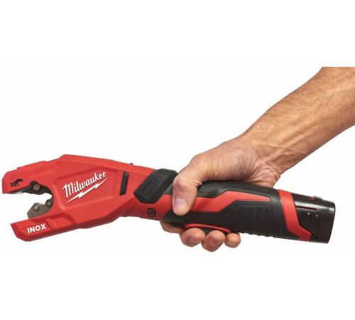 Труборез Milwaukee M12 PCSS-202C 4933479242 с 2-мя АКБ, кейс