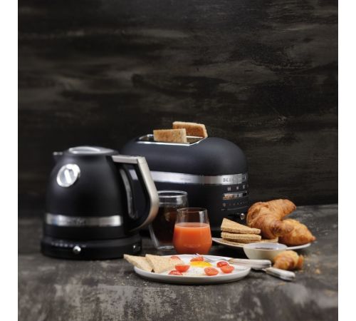 Тостер KitchenAid Artisan 5KMT2204EBK