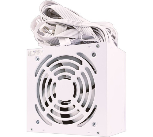 Блок питания Ginzzu CB600 белый