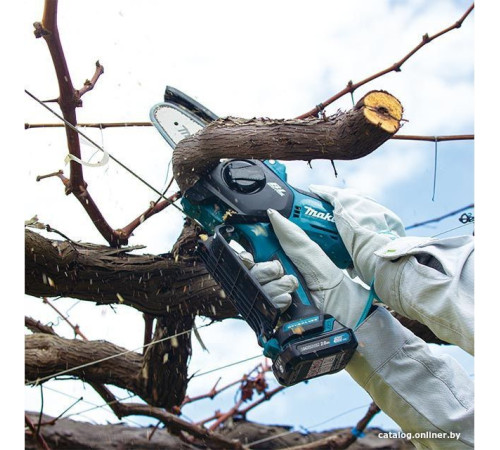 Аккумуляторная пила Makita UC100DWA с 1-м АКБ