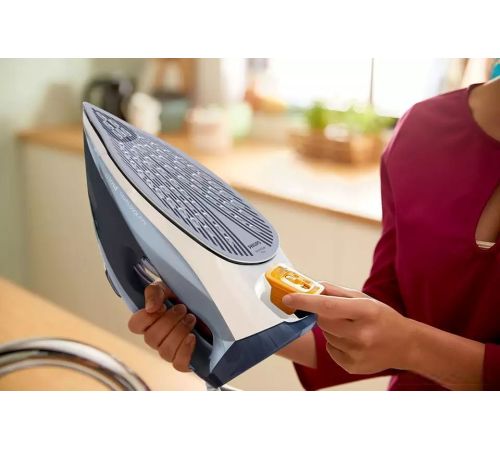 Утюг Philips Azur 7000 Series DST7020/20