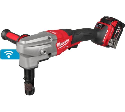 Высечные электрические ножницы Milwaukee M18 FNB35-502X 4933498983 с 2-мя АКБ, кейс