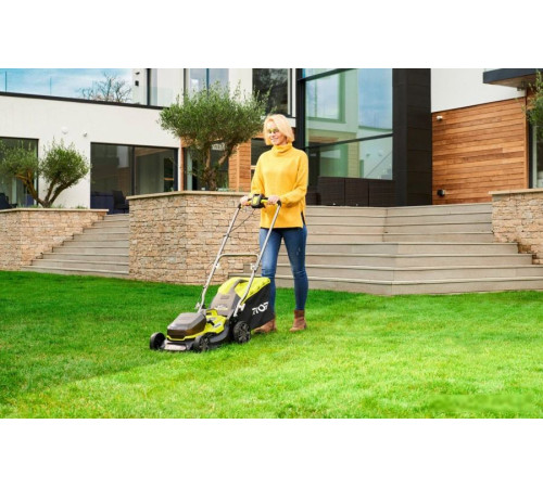 Колёсная газонокосилка Ryobi RY18LMH37A-250 Hybrid с 2-мя АКБ