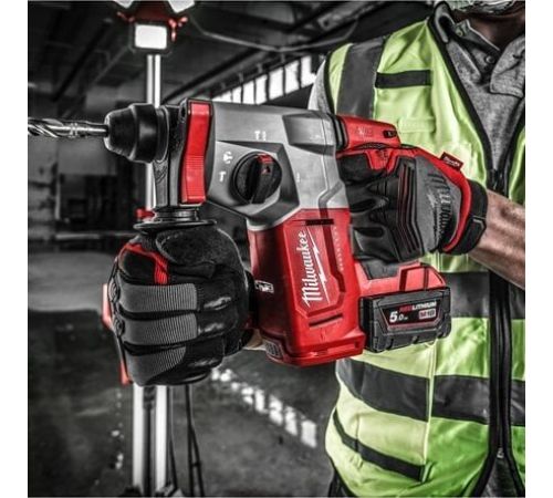 Перфоратор Milwaukee M18 BLH-502X 4933478894 с 2-мя АКБ, кейс