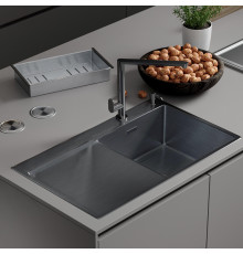 Кухонная мойка Roxen Vespa 560230-70RB PVD графит с коландером и дозатором
