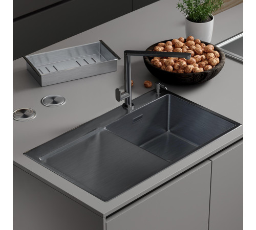 Кухонная мойка Roxen Vespa 560230-70RB PVD графит с коландером и дозатором