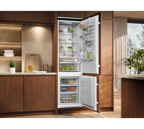 Холодильник Electrolux E6MNTE19S