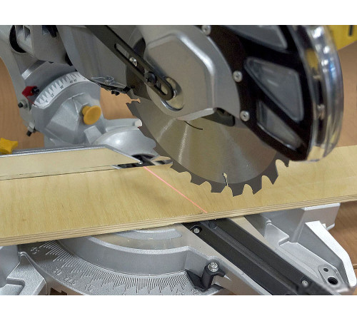 Торцовочная пила Энкор Корвет 8-310С