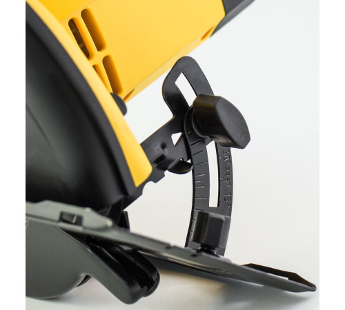 Дисковая циркулярная пила Kolner KCS 140/900