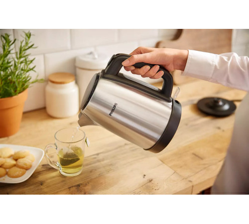Электрический чайник Philips HD9350/90