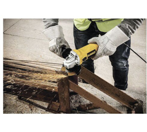 Угловая шлифмашина DeWalt DWE4117-QS