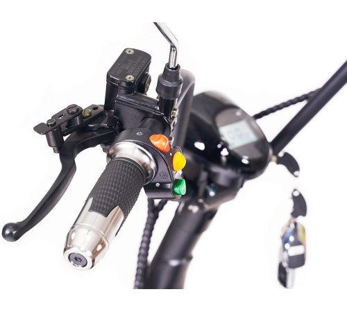 Электроскутер Yakama АР-Н0006B черный