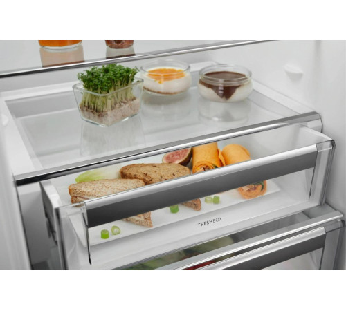 Холодильник Electrolux TwinTech 600 LNS9TE19S