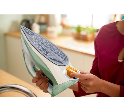 Утюг Philips 7000 Series DST7012/70