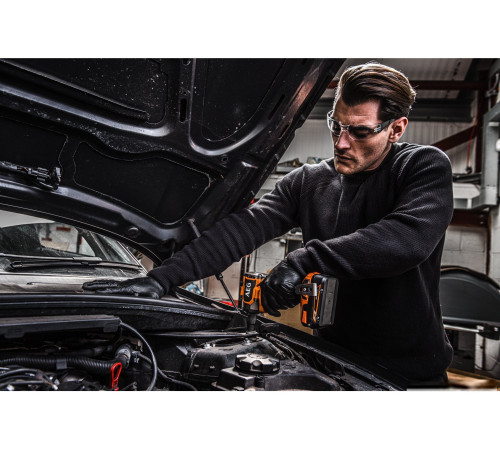 Гайковерт AEG Powertools BSS 18S12BL2-0 4935480060 без АКБ