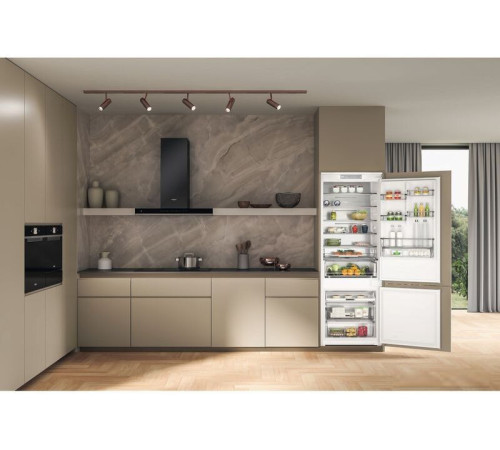 Холодильник Whirlpool WH SP70 T121