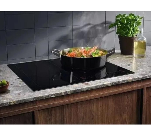 Варочная панель Electrolux EIS62453