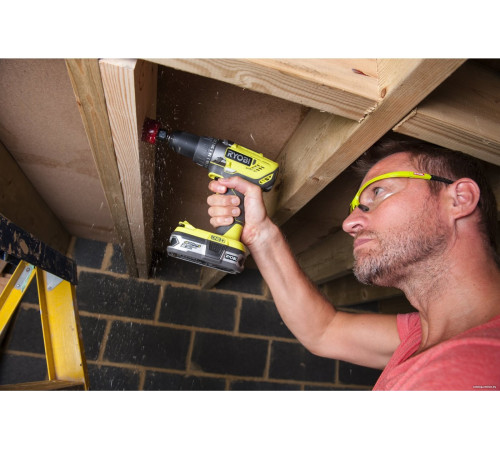 Дрель-шуруповерт Ryobi R18DD3-115S 5133005301 с 1-им АКБ 1.5 Ач, сумка