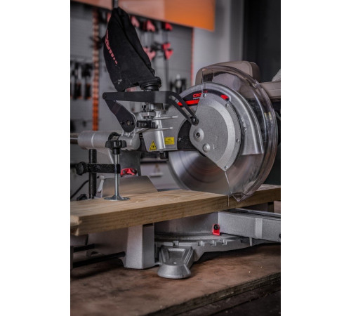 Дисковая циркулярная пила Crown CT15233P