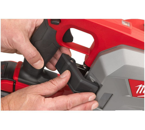 Дисковая циркулярная пила Milwaukee Fuel M18 FMCS66-0C 4933472110 без АКБ, кейс