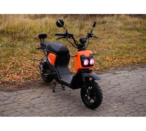 Электроскутер AVM Zoomer оранжевый