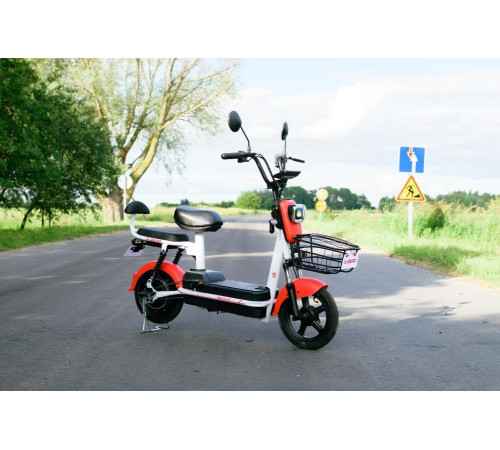 Электроскутер AVM Delta Lite красный