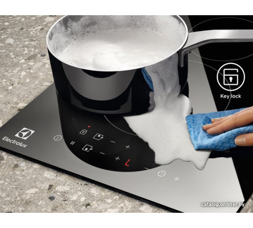 Варочная панель Electrolux LIT30230C