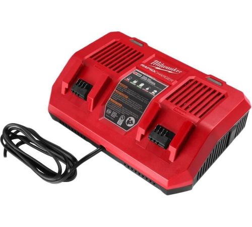 Зарядное устройство Milwaukee M18 DFC 4932472073 18В
