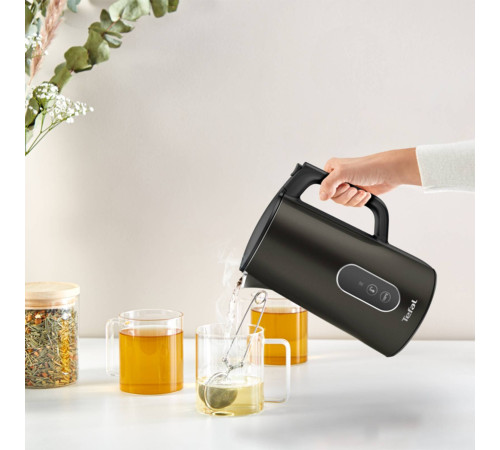 Электрический чайник Tefal KI831E10