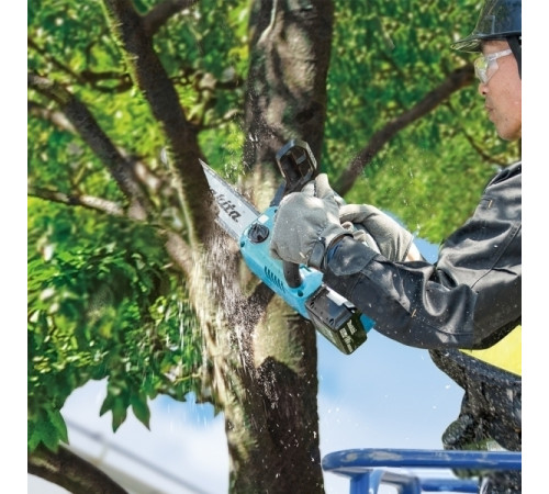 Аккумуляторная пила Makita DUC204Z без АКБ