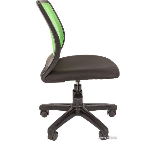 Офисное кресло CHAIRMAN 699 TW без подлокотников светло-зеленый