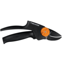 Секатор Fiskars PowerGear 1000572