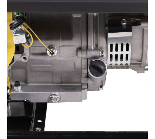 Бензиновый генератор Kolner KEG 5500E