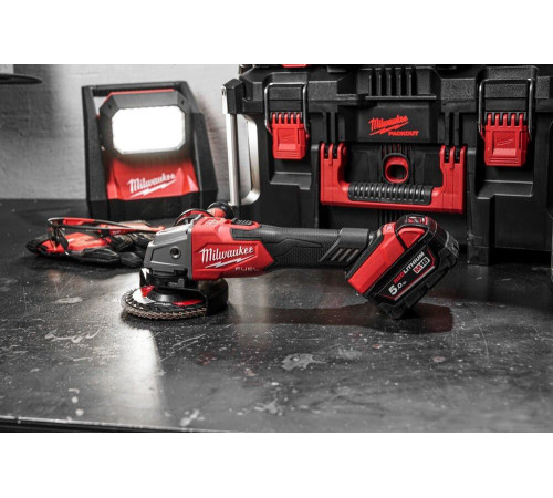Угловая шлифмашина Milwaukee M18 FSAG125XB-502X Fuel 4933478430 с 2-мя АКБ