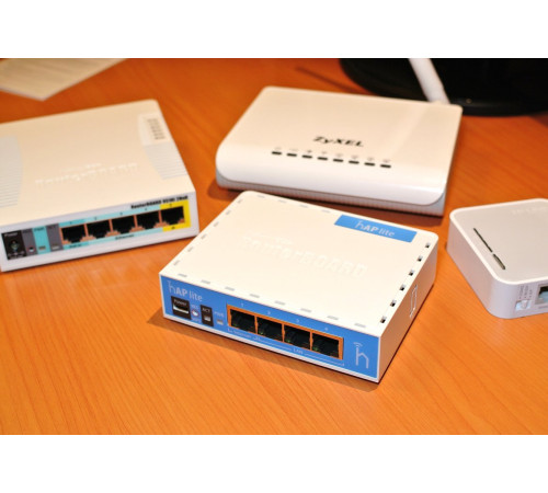 Wi-Fi роутер Mikrotik hAP lite RB941-2nD