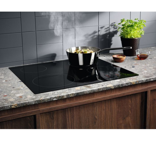 Варочная панель Electrolux LIB60424CK