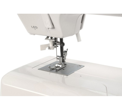 Швейная машина Chayka 425M