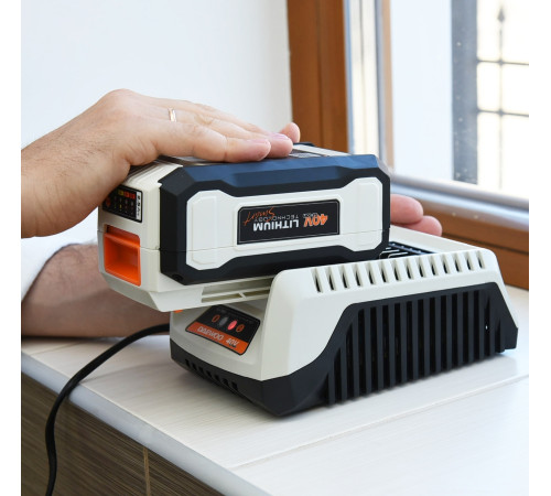 Зарядное устройство Daewoo Power DACH 2040Li 40В